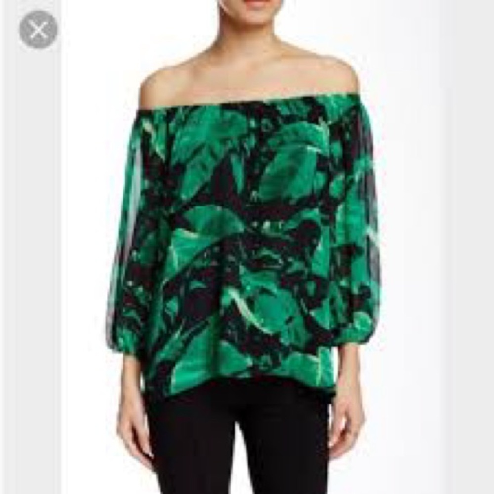 Vince Camuto Palm Leaf Print Off the Shoulder Blouse Size Small